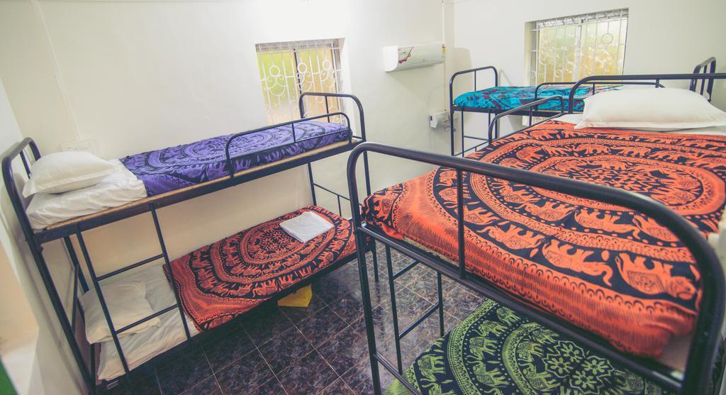 Anjuna By Roadhouse Hostels Goa Zimmer foto
